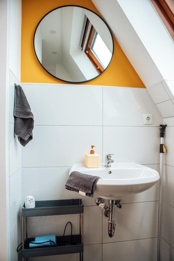 Central-Living Yellow - Wifi - Netflix - City Essen Zewnętrze zdjęcie