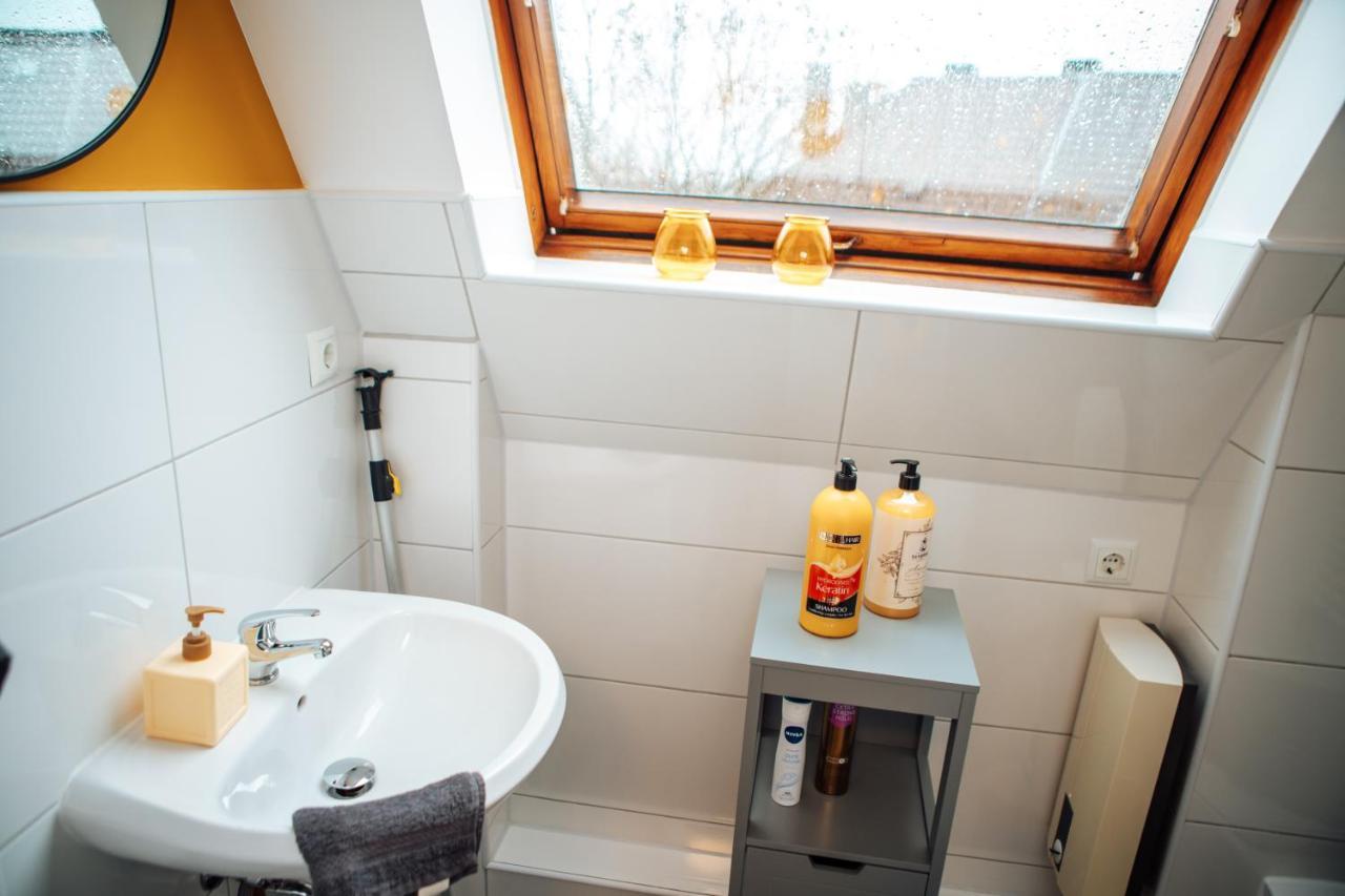 Central-Living Yellow - Wifi - Netflix - City Essen Zewnętrze zdjęcie